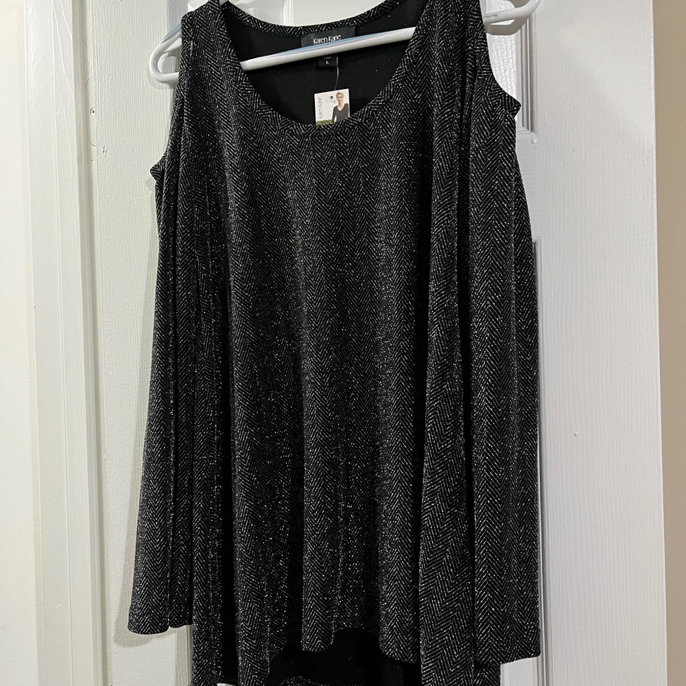 Karen Kane cold shoulder top L NWT